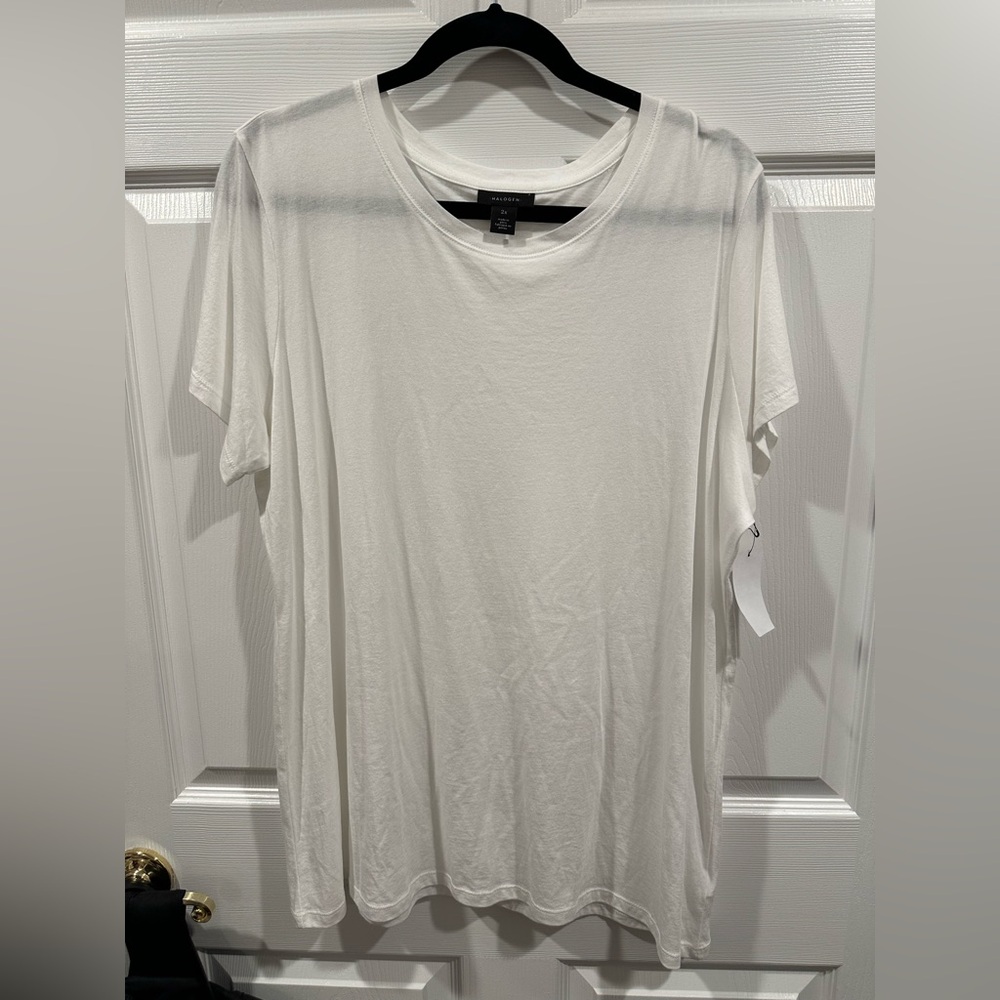 NWT Halogen White soft t-shirt